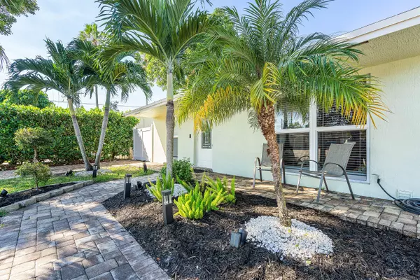 Boca Raton, FL 33428,22207 SW 65th TER