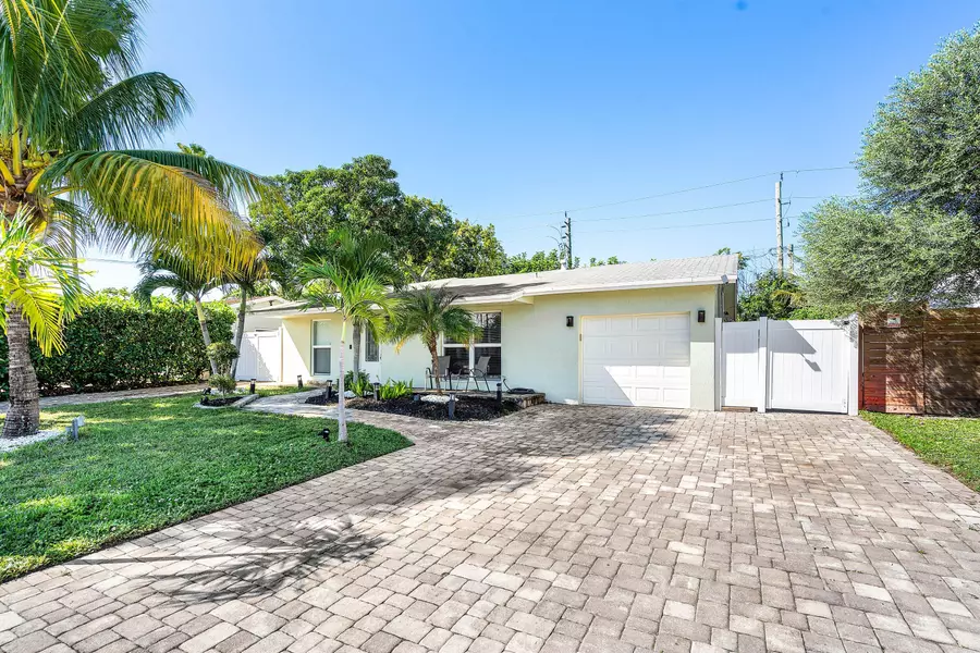 22207 SW 65th TER, Boca Raton, FL 33428
