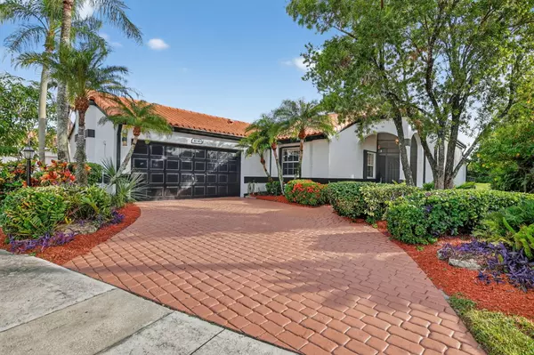 Boca Raton, FL 33434,8130 Nadmar AVE