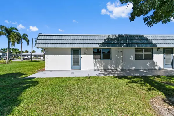 Delray Beach, FL 33446,48 Waterford B