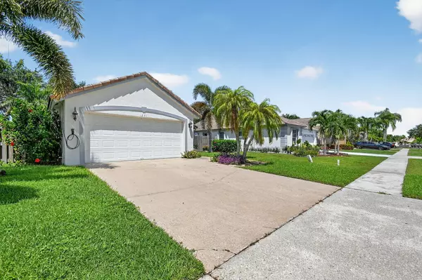 Wellington, FL 33414,1891 Oak Berry CIR