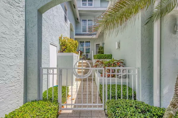 Jupiter, FL 33477,204 Mainsail CIR