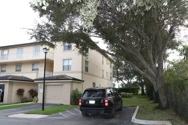 Wellington, FL 33414,2100 Greenview Shores BLVD 508