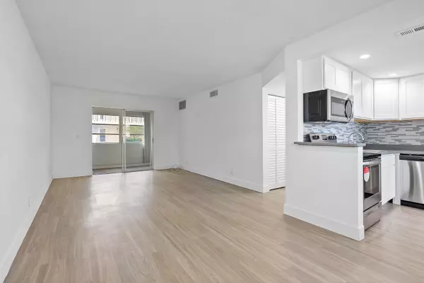 Boynton Beach, FL 33435,2191 NE 1st CT 104