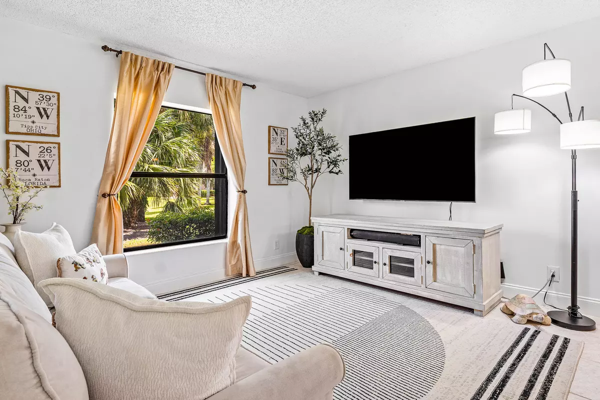 Boca Raton, FL 33434,8609 W Boca Glades BLVD A