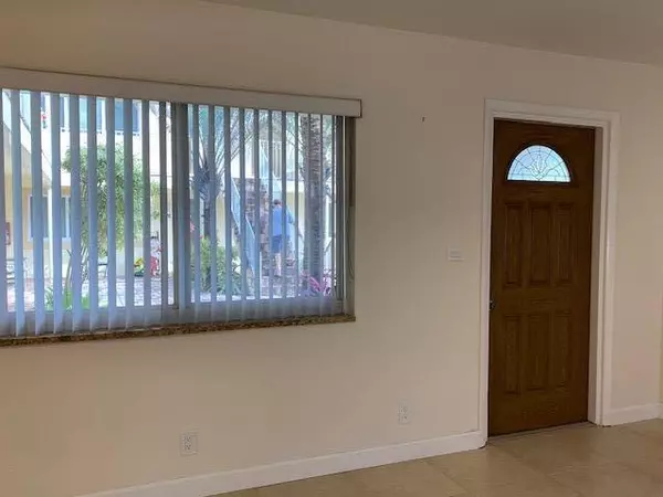 Deerfield Beach, FL 33441,1649 SE 4th ST B1