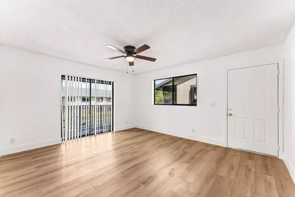 Deerfield Beach, FL 33441,522 Trace CIR 209