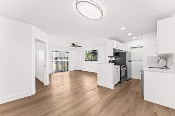 Deerfield Beach, FL 33441,522 Trace CIR 209