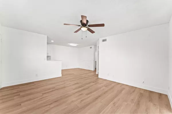 Deerfield Beach, FL 33441,522 Trace CIR 209