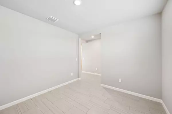 Vero Beach, FL 32966