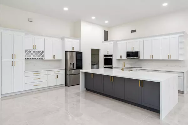 Boca Raton, FL 33498,20017 Palm Island DR