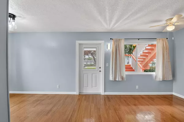 West Palm Beach, FL 33417,331 N Sheffield