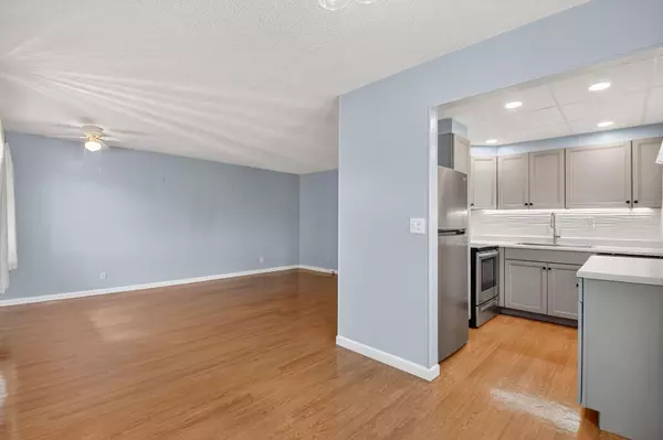 West Palm Beach, FL 33417,331 N Sheffield