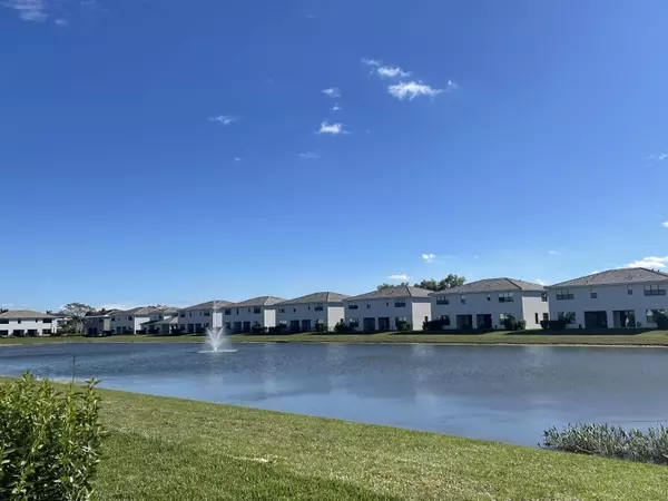 Lake Worth, FL 33467,8792 Antarus DR