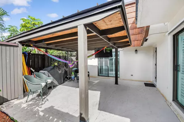 Greenacres, FL 33415,2173 White Pine CIR D