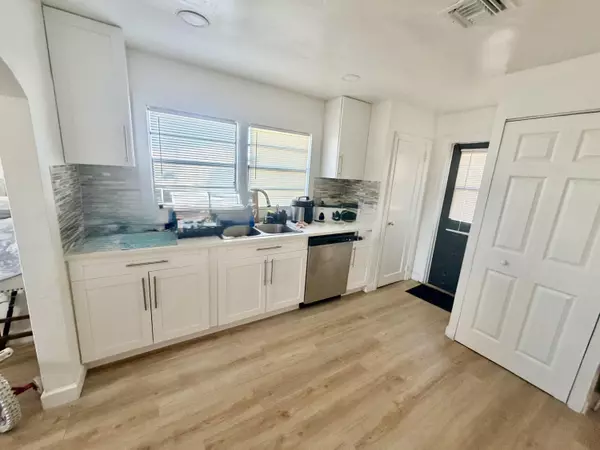 West Palm Beach, FL 33405,443 Wilder ST