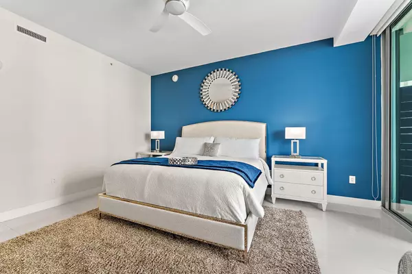 Singer Island, FL 33404,3100 N Ocean DR H1201