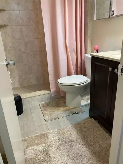 Lake Worth Beach, FL 33461,3120 Lake Osborne DR 208