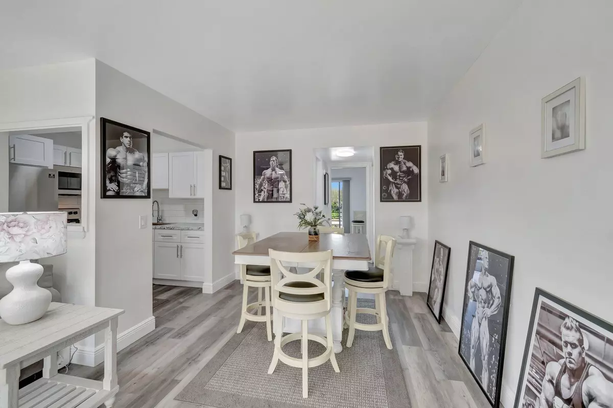 Boca Raton, FL 33434,566 Mansfield N