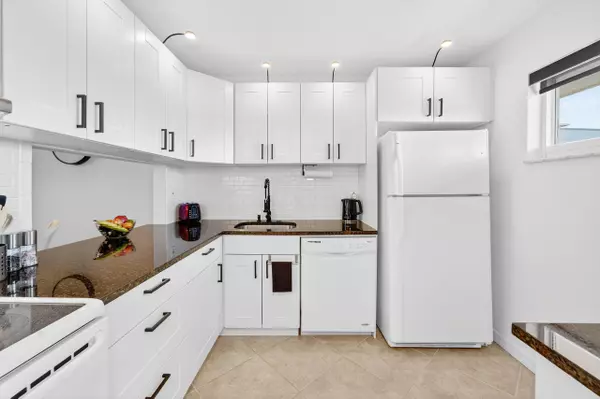 Lake Worth, FL 33461,2724 N Garden DR 403