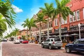 Cape Coral, FL 33993,523 NW 25th PL