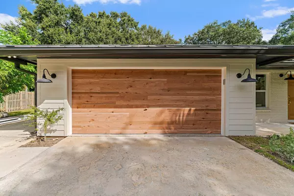 Palm Beach Gardens, FL 33410,11070 Oakway CIR