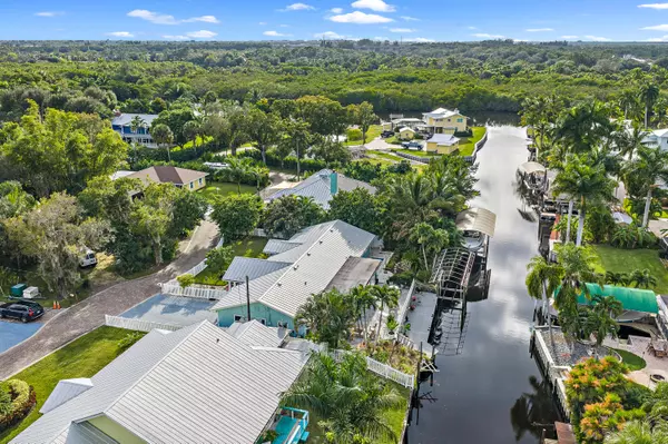 Stuart, FL 34997,581 SW Timber TRL