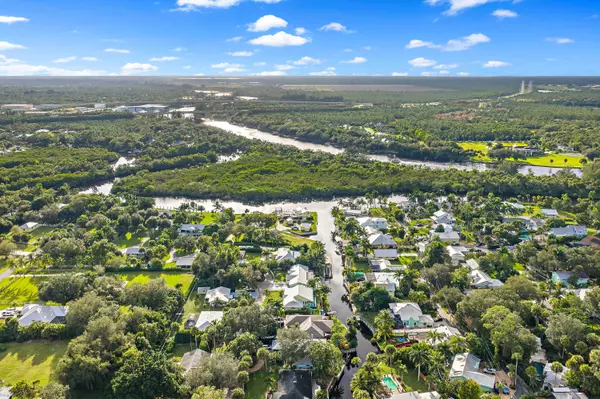 Stuart, FL 34997,581 SW Timber TRL