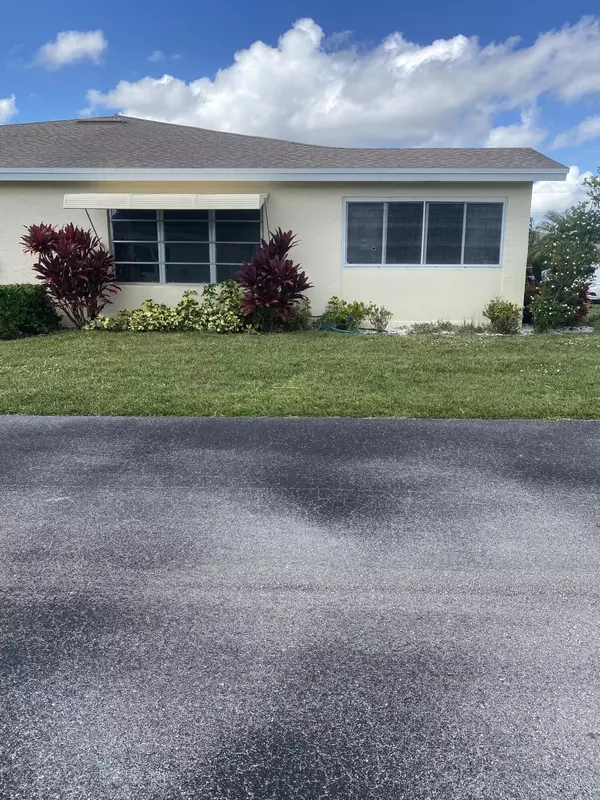 Delray Beach, FL 33484,5397 Lakefront BLVD A