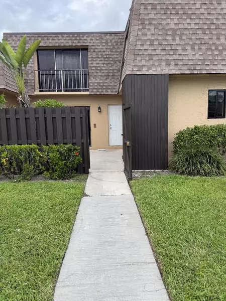 4101 Waterview CIR 41-A, Palm Springs, FL 33461