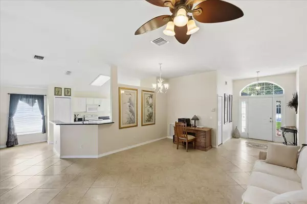 Port Saint Lucie, FL 34953,461 SW Sundance TRL