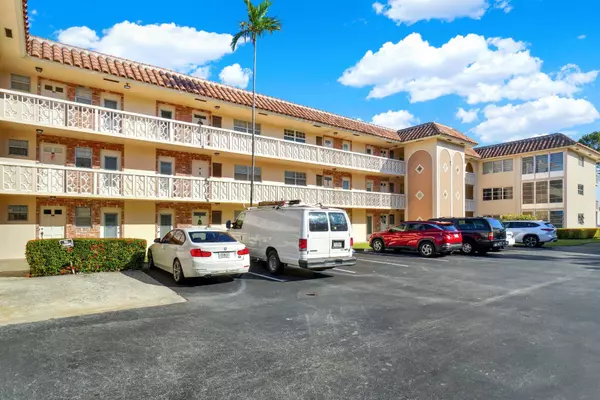 Boca Raton, FL 33431,400 NE 20th ST B211