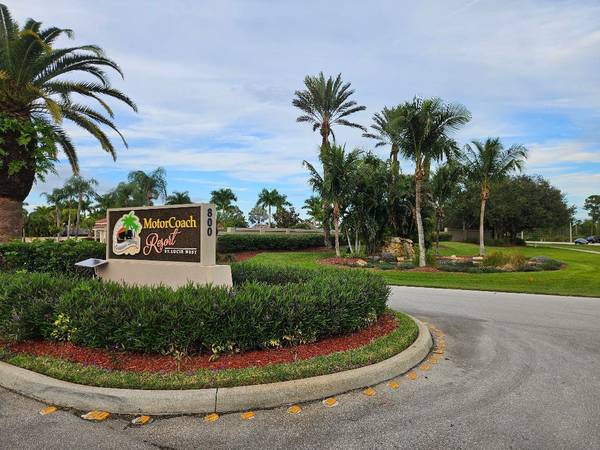 493 NW Boundary DR, Port Saint Lucie, FL 34986