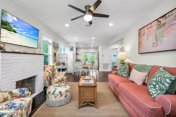 West Palm Beach, FL 33401,723 Penn ST