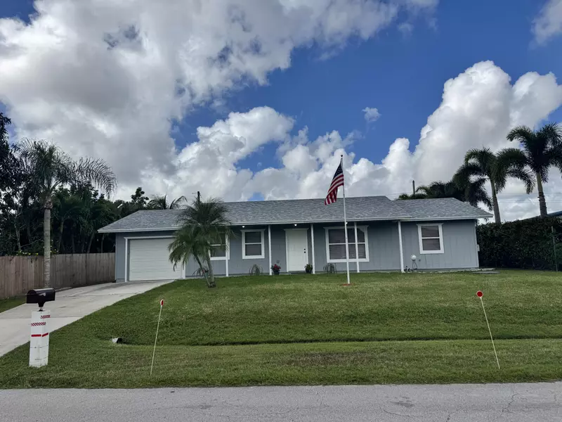 1892 SW Biltmore ST, Port Saint Lucie, FL 34984