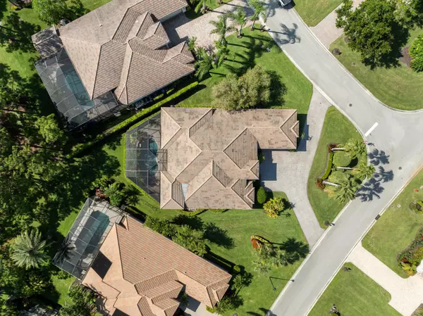 Port Saint Lucie, FL 34986,8107 Links WAY