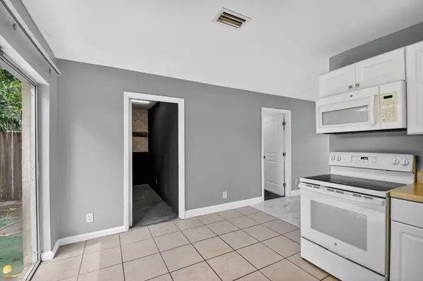 Lake Worth, FL 33463,6282 W Wauconda WAY