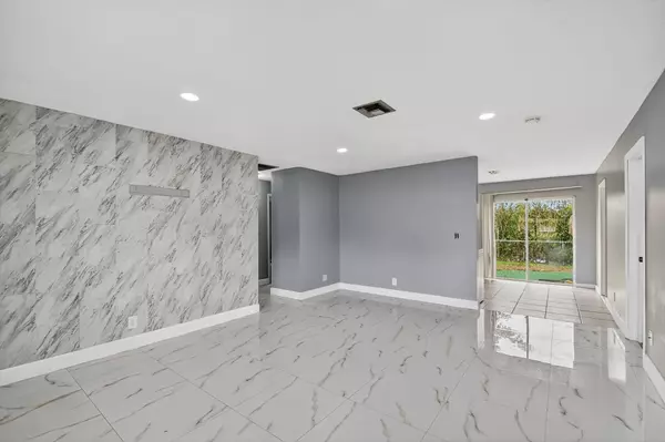 Lake Worth, FL 33463,6282 W Wauconda WAY