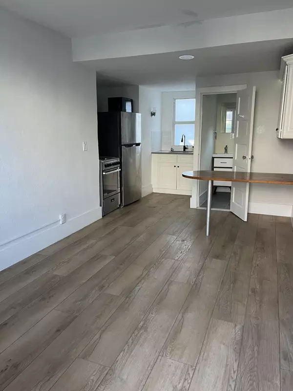 West Palm Beach, FL 33407,414 33rd ST 100