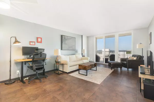 South Palm Beach, FL 33480,3540 S Ocean BLVD 915