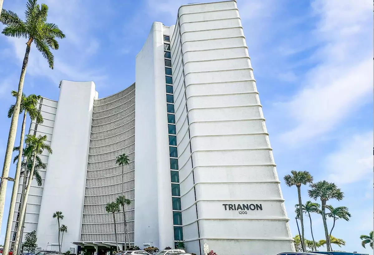 West Palm Beach, FL 33401,1200 S Flagler DR 802