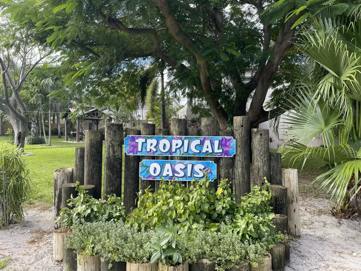 Boynton Beach, FL 33435,221 SE 1st AVE 202