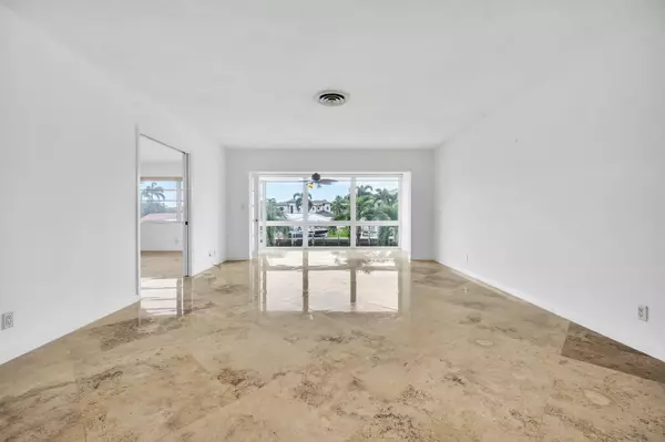 Lighthouse Point, FL 33064,2400 NE 36th ST 7