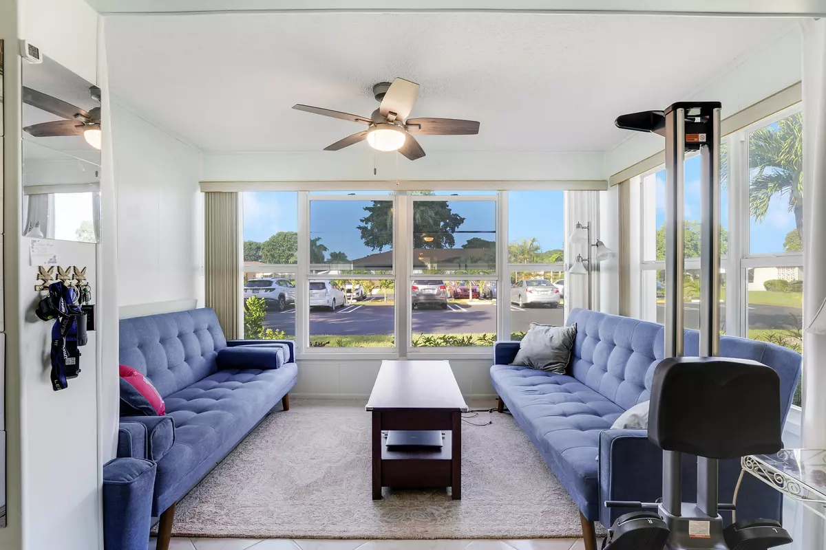 Delray Beach, FL 33445,4515 NW 3rd CT C