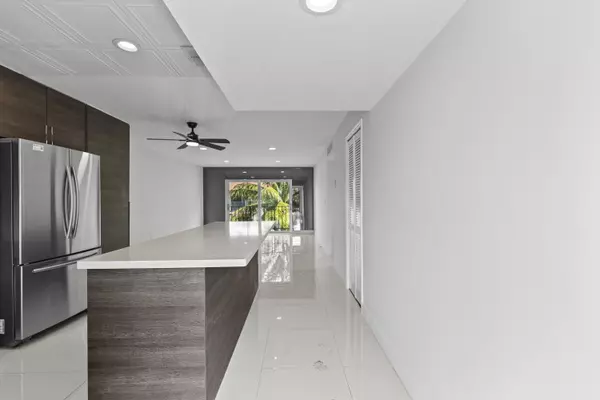 Oakland Park, FL 33311,809 W Oakland Park BLVD K12