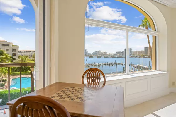 Palm Beach, FL 33480,200 Bradley PL 303