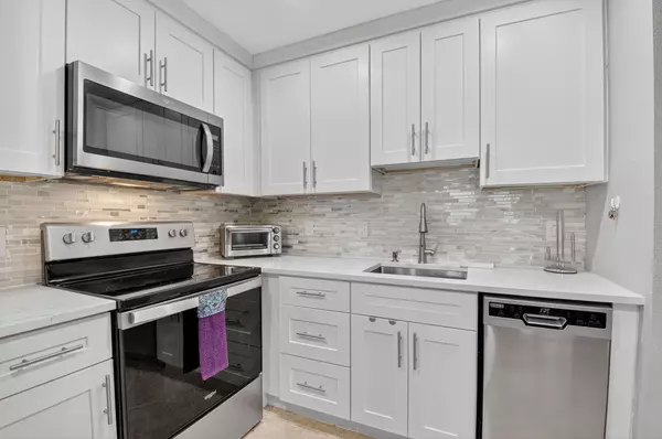 Delray Beach, FL 33446,499 Monaco K K