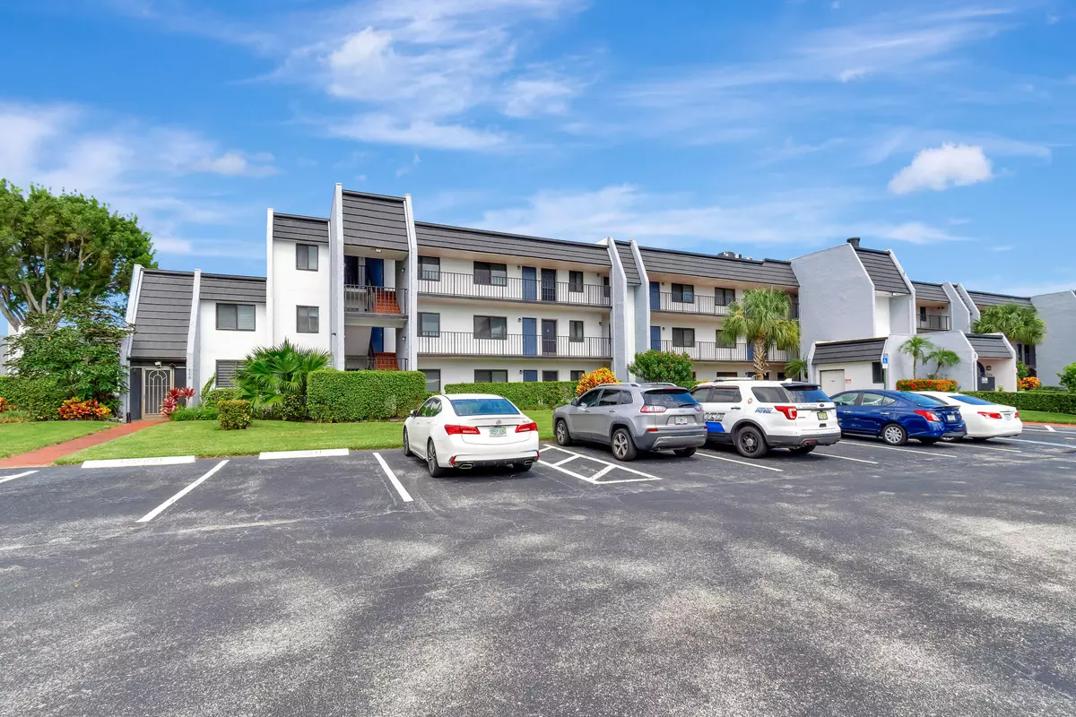 Lake Worth, FL 33467,4248 Deste CT 202