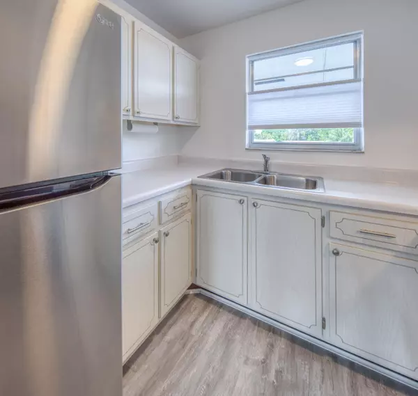 Lantana, FL 33462,420 W Palm ST 24