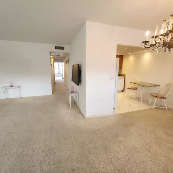 West Palm Beach, FL 33417,268 Wellington J